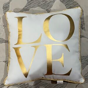 💛💛LOVE PILLOW💛💛